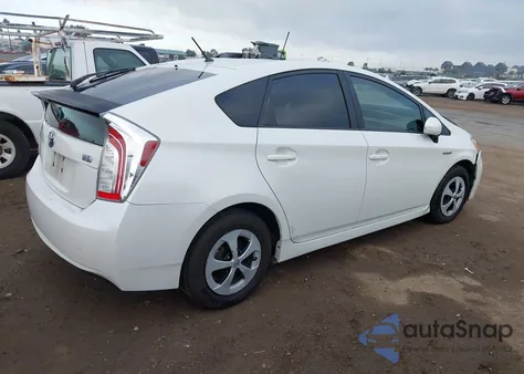 2013 Toyota Prius Two из США, поврежденный, VIN JTDKN3DU3D1644746